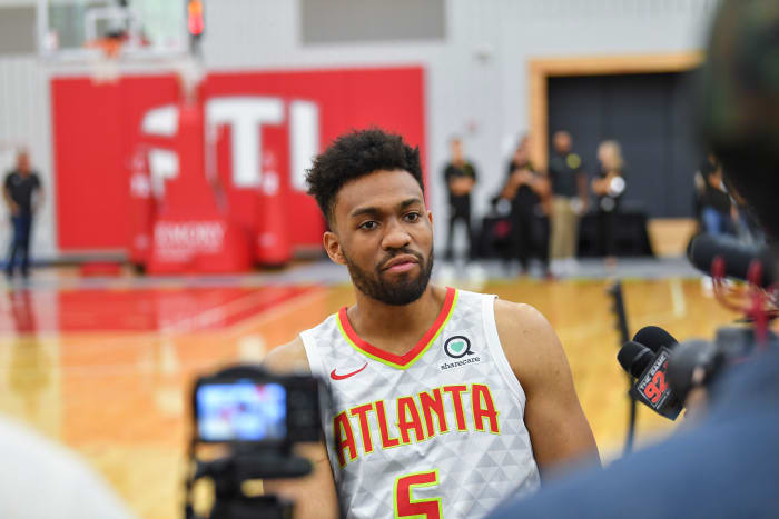 Former Atlanta Hawks power forward Jabari Parker recently held a free basketball camp for high school players. A hilarious video of Parker dominating the kids went viral.